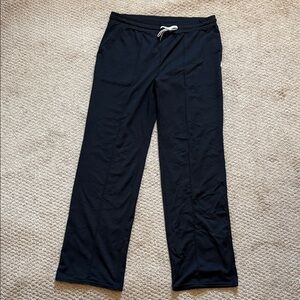 Vuori Black Lounge Pants with White Tag